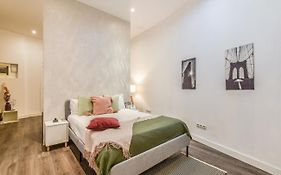 AH - Apartamentos Gran Vía - Estilo Moderno y Ubicación Premium
